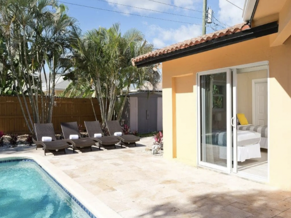 Boca Raton Vacation Pool Home Four Bedroom
